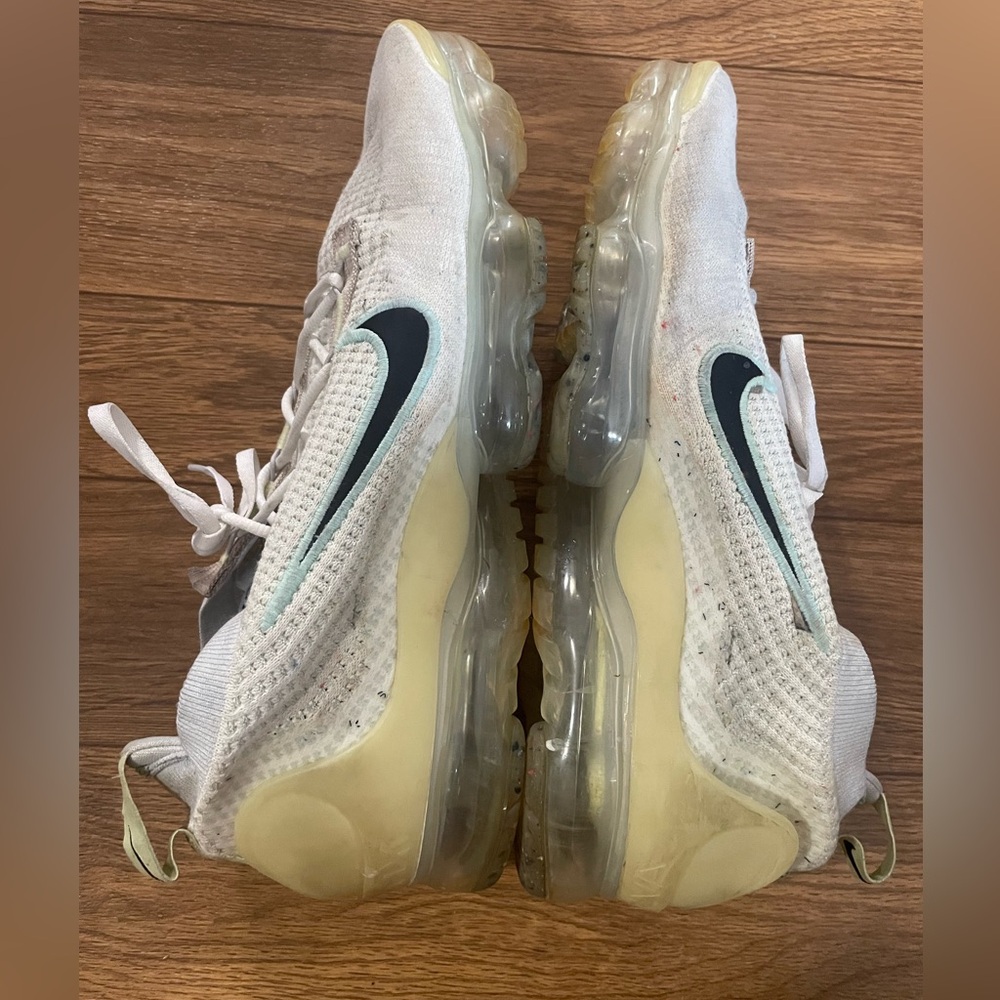 Nike Air VaporMax 2021 Flyknit Mismatched Swoosh - White mens size 11.5